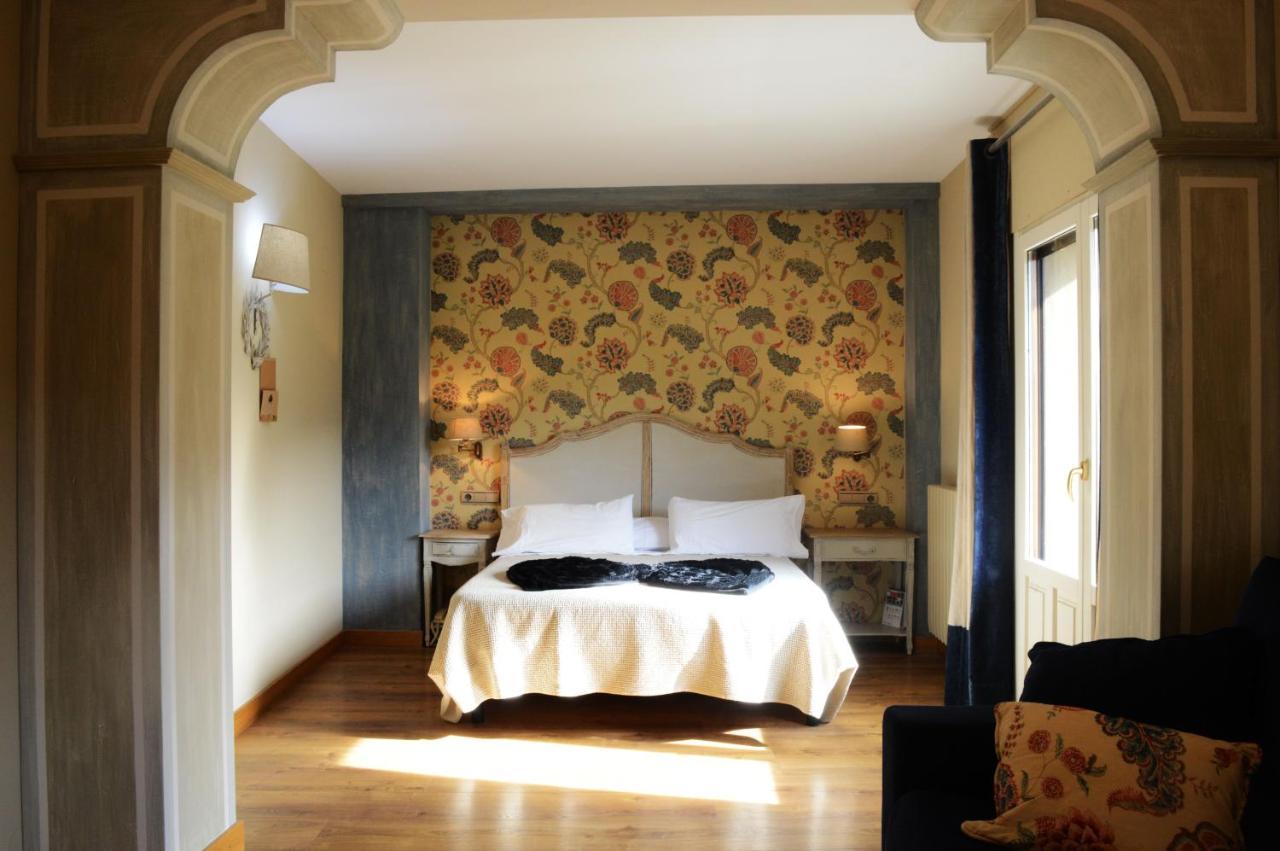 Hostal Rio Ara Bellosta By Vivere Stays Fiscal Extérieur photo