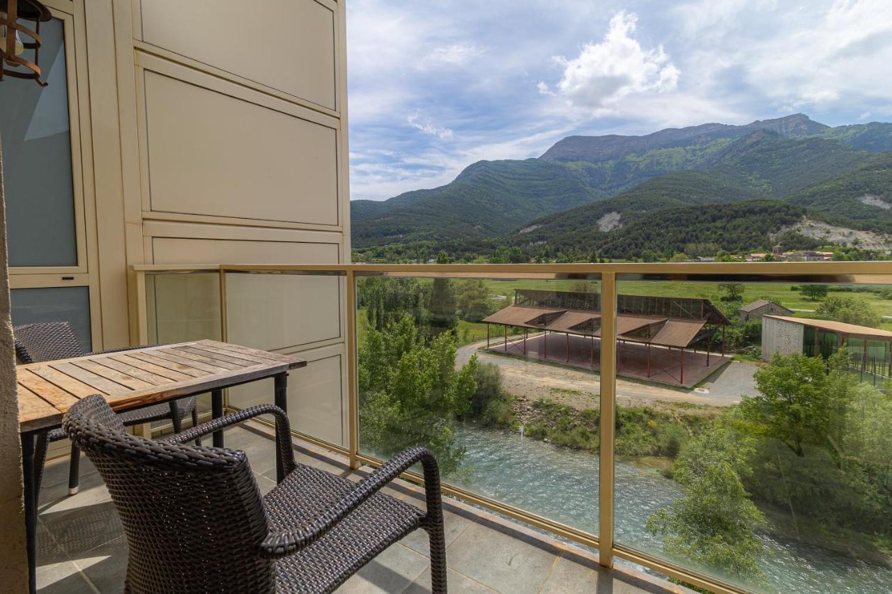 Hostal Rio Ara Bellosta By Vivere Stays Fiscal Extérieur photo