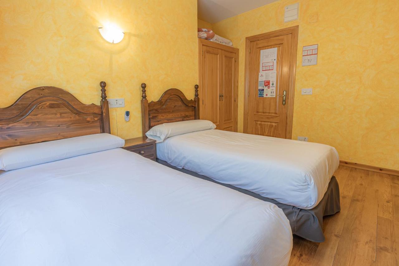 Hostal Rio Ara Bellosta By Vivere Stays Fiscal Extérieur photo