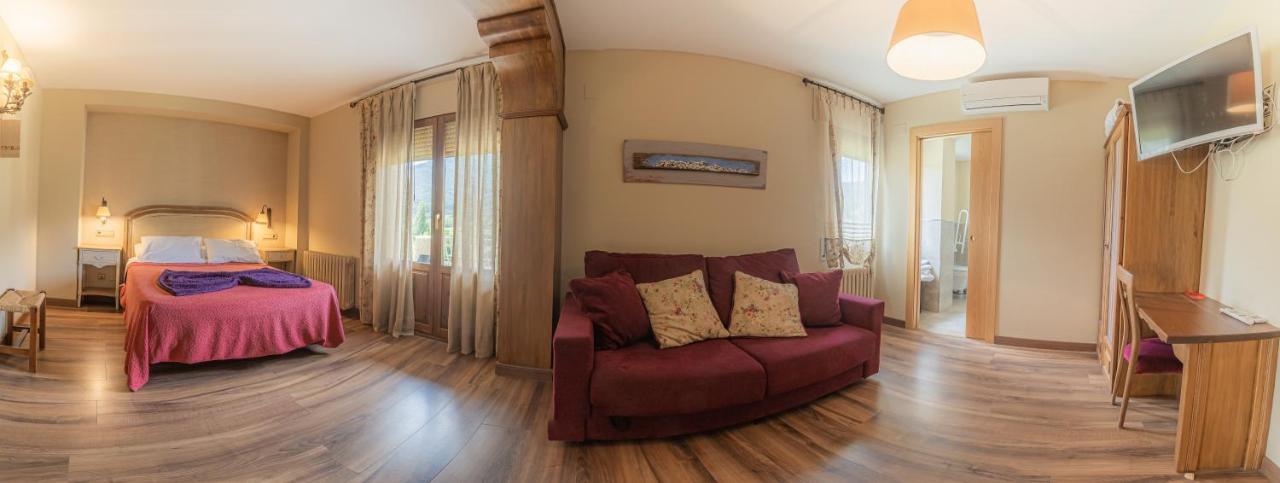 Hostal Rio Ara Bellosta By Vivere Stays Fiscal Extérieur photo