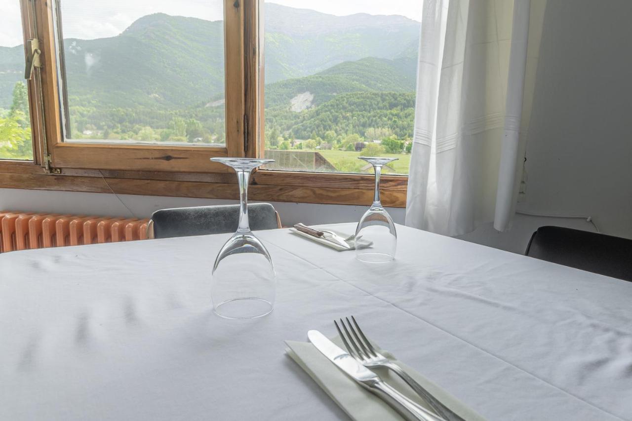 Hostal Rio Ara Bellosta By Vivere Stays Fiscal Extérieur photo