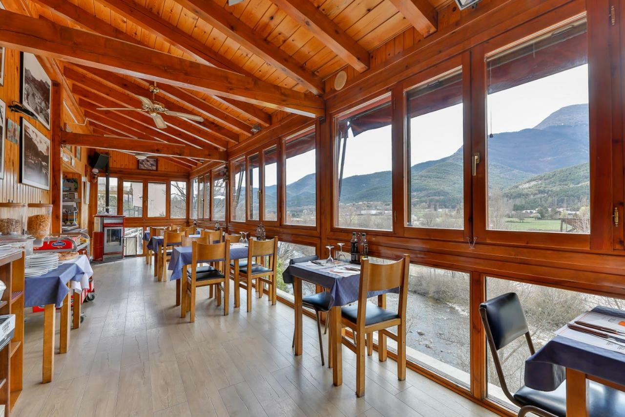Hostal Rio Ara Bellosta By Vivere Stays Fiscal Extérieur photo